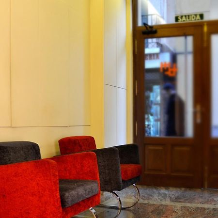 Hostal Bajo La Muralla Θαμόρα Εξωτερικό φωτογραφία